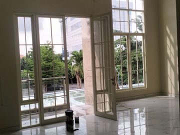 Rumah Baru Luxury Minimalis 2 Lantai Lokasi Jemursari Surabaya