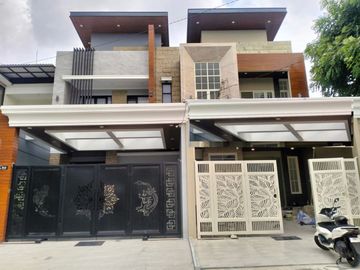 Rumah Baru Luxury Minimalis 2 Lantai Lokasi Jemursari Surabaya