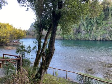 Casa a orilla del río Toltén a 18 kilómetros de Villarrica