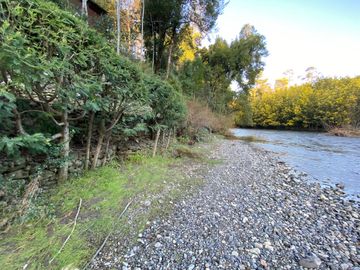 Casa a orilla del río Toltén a 18 kilómetros de Villarrica