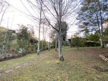 Casa a orilla del río Toltén a 18 kilómetros de Villarrica
