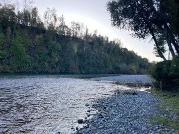 Casa a orilla del río Toltén a 18 kilómetros de Villarrica