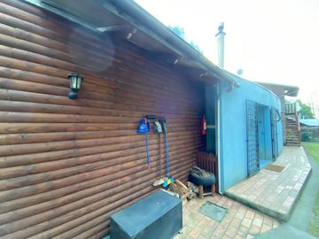 Casa a orilla del río Toltén a 18 kilómetros de Villarrica
