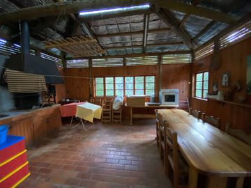 Casa a orilla del río Toltén a 18 kilómetros de Villarrica