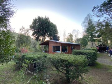 Casa a orilla del río Toltén a 18 kilómetros de Villarrica