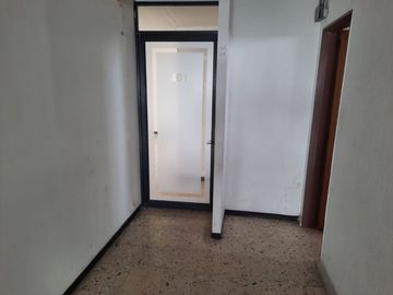 OFICINAS EN RENTA EN EDIFICIO ZONA CENTRO