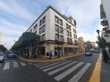 OFICINAS EN RENTA EN EDIFICIO ZONA CENTRO