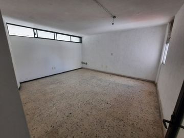 OFICINAS EN RENTA EN EDIFICIO ZONA CENTRO