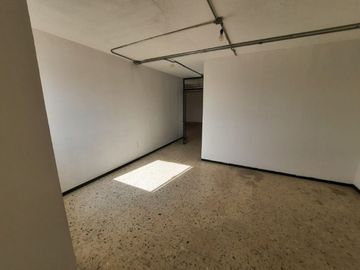 OFICINAS EN RENTA EN EDIFICIO ZONA CENTRO