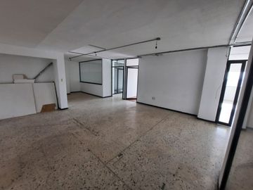 OFICINAS EN RENTA EN EDIFICIO ZONA CENTRO