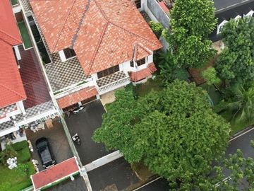 RUMAH at Jl SEKOLAH KENCANA, PONDOK INDAH