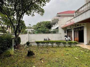 RUMAH at Jl SEKOLAH KENCANA, PONDOK INDAH