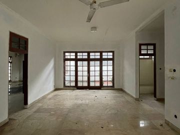 RUMAH at Jl SEKOLAH KENCANA, PONDOK INDAH