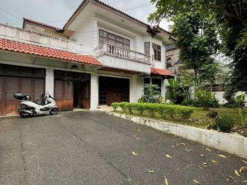 RUMAH at Jl SEKOLAH KENCANA, PONDOK INDAH