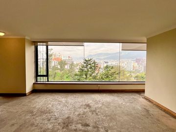 Departamento en venta de 3 dormitorios, en Quito Ecuador Sector Bellavista