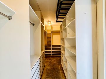 Departamento en venta de 3 dormitorios, en Quito Ecuador Sector Bellavista