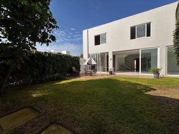 Casa en Venta en Fracc Arbolada, Bosques de Santa Anita
