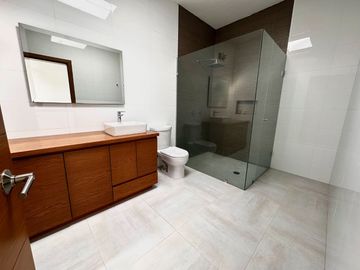 Casa en Venta en Fracc Arbolada, Bosques de Santa Anita