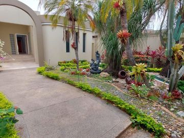 Samborondon, Venta Linda Casa 3 Dorm. con Vista Al Río