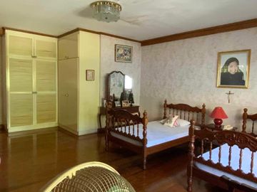 Fully Furnished House & Lot For Sale in Makiling Heights Subdv., Los Banos, Laguna