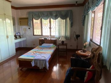 Fully Furnished House & Lot For Sale in Makiling Heights Subdv., Los Banos, Laguna
