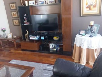 Se vende Dpto Dúplex, 253 m2, Chacarilla, 3 dorms, 4 baños, Terraza, 1 Estac.