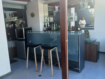 Se vende Dpto Dúplex, 253 m2, Chacarilla, 3 dorms, 4 baños, Terraza, 1 Estac.