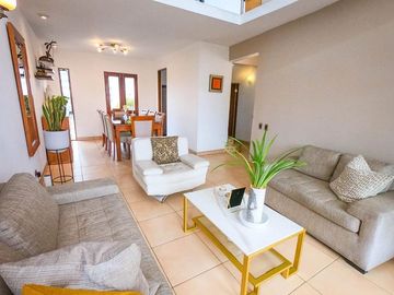 ¡OPORTUNIDAD ÚNICA! VENDO LINDO DÚPLEX EN EXCELENTE UBICACIÓN A PRECIO INMEJORABLE