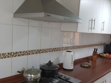 Condominio, Con 2 estacionamientos y baño de visita, La Cruz casi La Calera