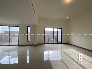 CASA MODERNA EN VENTA EN LA CANTERA