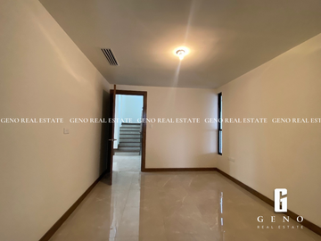 CASA MODERNA EN VENTA EN LA CANTERA