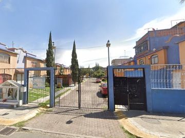 CASA EN VENTA EN COLINAS DE LA ANTIGUA, FRACCIONAMIENTO SAN BUENAVENTURA, IXTAPALUCA, ESTADO DE MEXICO. EXCELENTE OPORTUNIDAD DE INVERSIÓN.