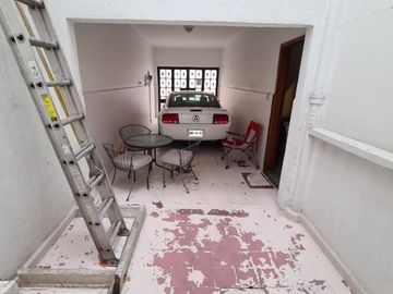 SE VENDE CASA CON USO DE SUELO COMERCIAL COLONIA AGRICULTURA TACUBA MIGUEL HIDALGO.