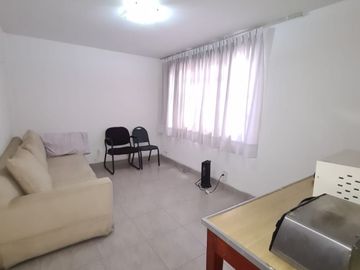 SE VENDE CASA CON USO DE SUELO COMERCIAL COLONIA AGRICULTURA TACUBA MIGUEL HIDALGO.