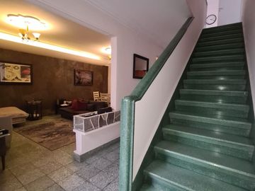 SE VENDE CASA CON USO DE SUELO COMERCIAL COLONIA AGRICULTURA TACUBA MIGUEL HIDALGO.