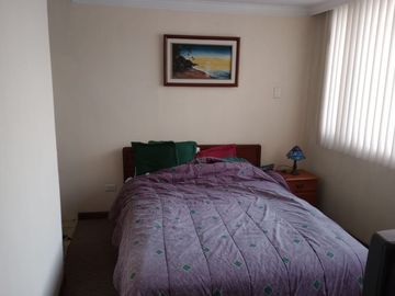 VENDO AMPLIA CASA DE 4 DORMITORIOS, SECTOR AMAGASI DEL INCA, AMPLIA, FABULOSA,