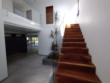 Casa Nueva En Venta Con Recámara En Planta Baja En Paraíso Country Club