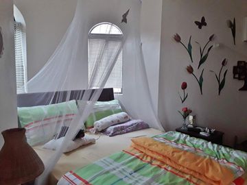 House and Lot For Sale in Valenza Crown Asia, Sta. Rosa, Laguna