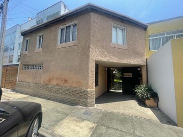 ¡Oportunidad Única En La Punta, Callao! Venta De Casa A Precio De Terreno De 396M2