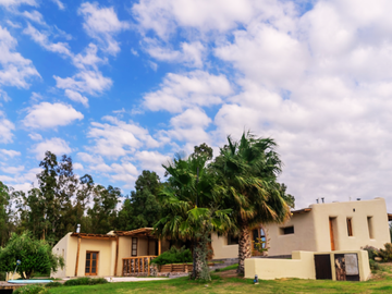 Increíble casa en el corazón de Mendoza, ideal turismo o vivienda - 4 ha y 480 m2 cubiertos