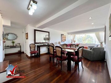 VENTA DPARTAMENTO DUPLEX EN ESQUINA EN SURCO CON VISTA A CASUARINAS