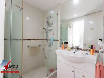 VENTA DPARTAMENTO DUPLEX EN ESQUINA EN SURCO CON VISTA A CASUARINAS
