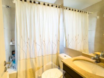 Excelente casa en condominio, gran terreno, seguridad 24/7