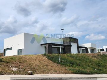 CASA  en VENTA en LOMA ALTA TRES MARIAS Habitación en Planta Baja