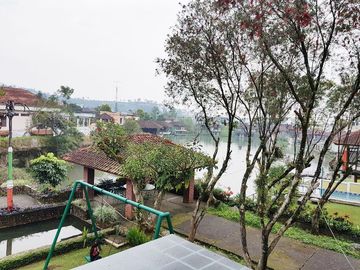Sewa Villa di Puncak Sebelum Kota Bunga Hanjawar View Danau