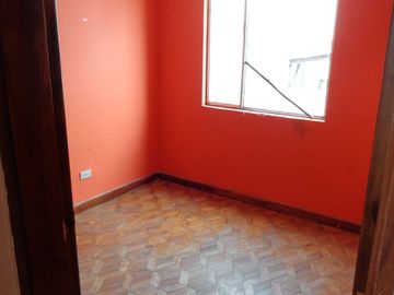 Vendo casa 172 M2 de construcción, urbanización privada, sector La Merced