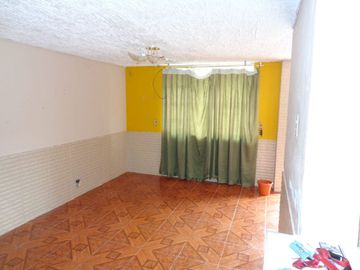 Vendo casa 172 M2 de construcción, urbanización privada, sector La Merced