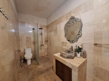 3 bedrooms Villa in the heart of Berawa canggu bali