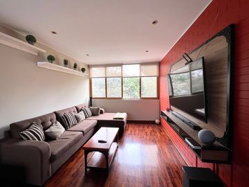 DEPARTAMENTO AMOBLADO CERCA INEN Y OVALO HIGUERETA, SURCO COMO NUEVO FRENTE A PARQUE X $850