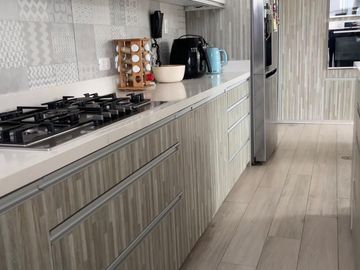 Linda casa,  iluminada y con buena distribución en condominio de 5 casas  🏠💙